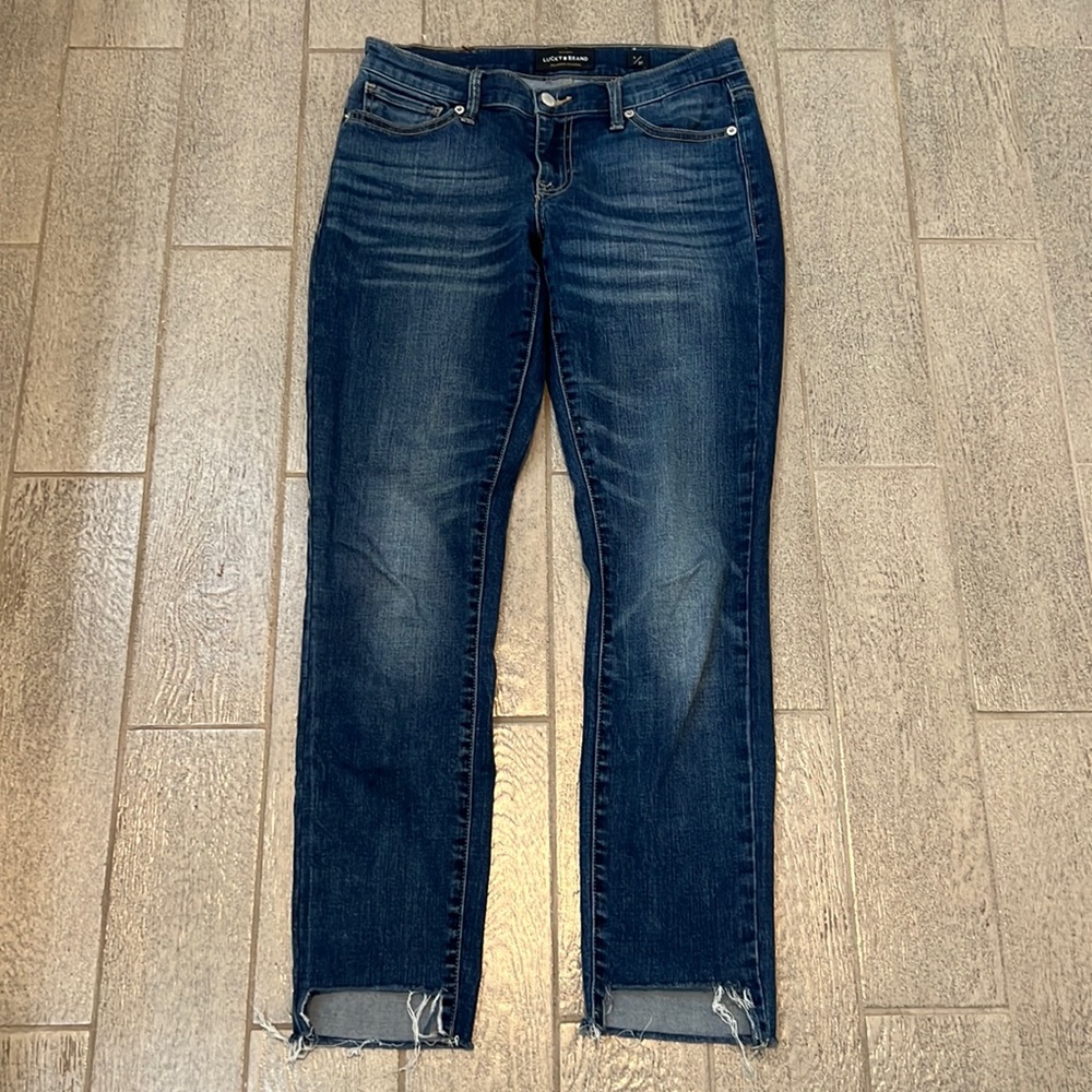 Lucky Brand Charlie Skinny Jean. Size 4/27